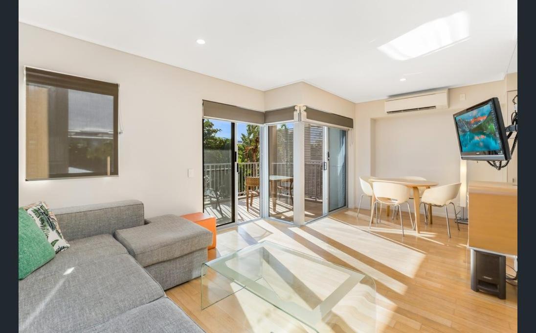 Resort Rooms At Bells Boulevard Kingscliff Exterior photo