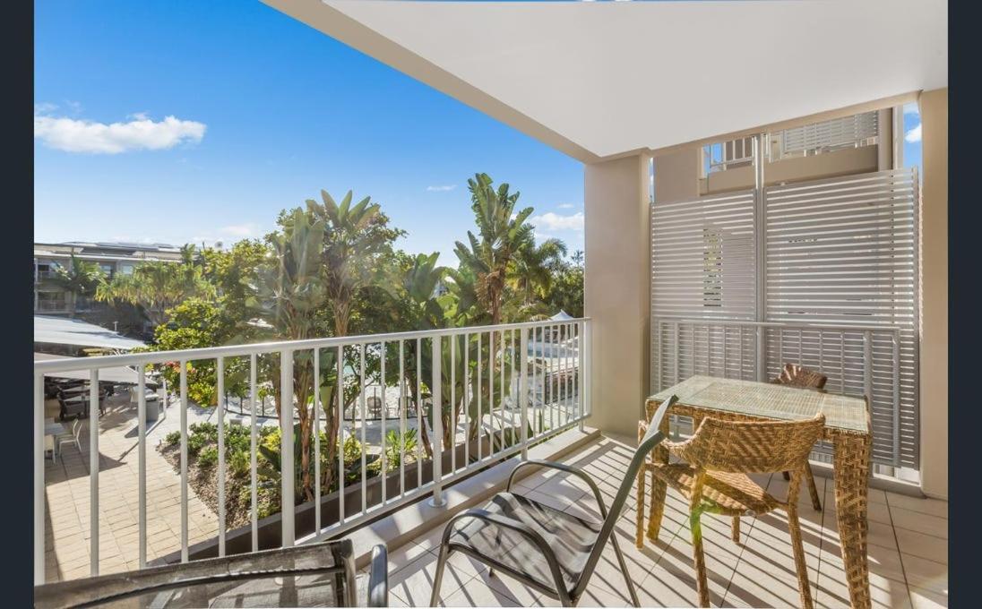 Resort Rooms At Bells Boulevard Kingscliff Exterior photo