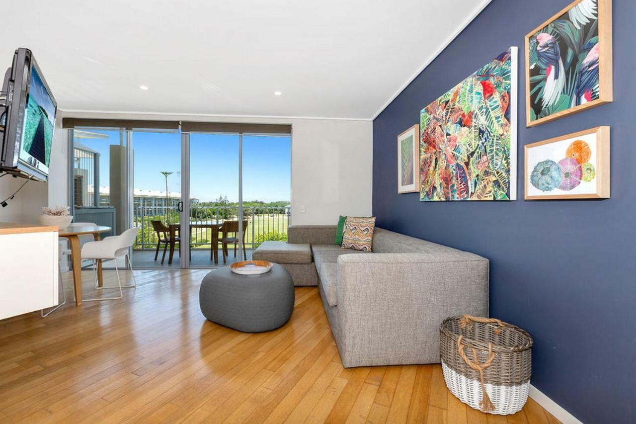Resort Rooms At Bells Boulevard Kingscliff Exterior photo